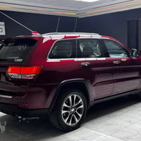 جراند شيروكي • ٢٠١٨ • ٨٠٠٠٠ كم