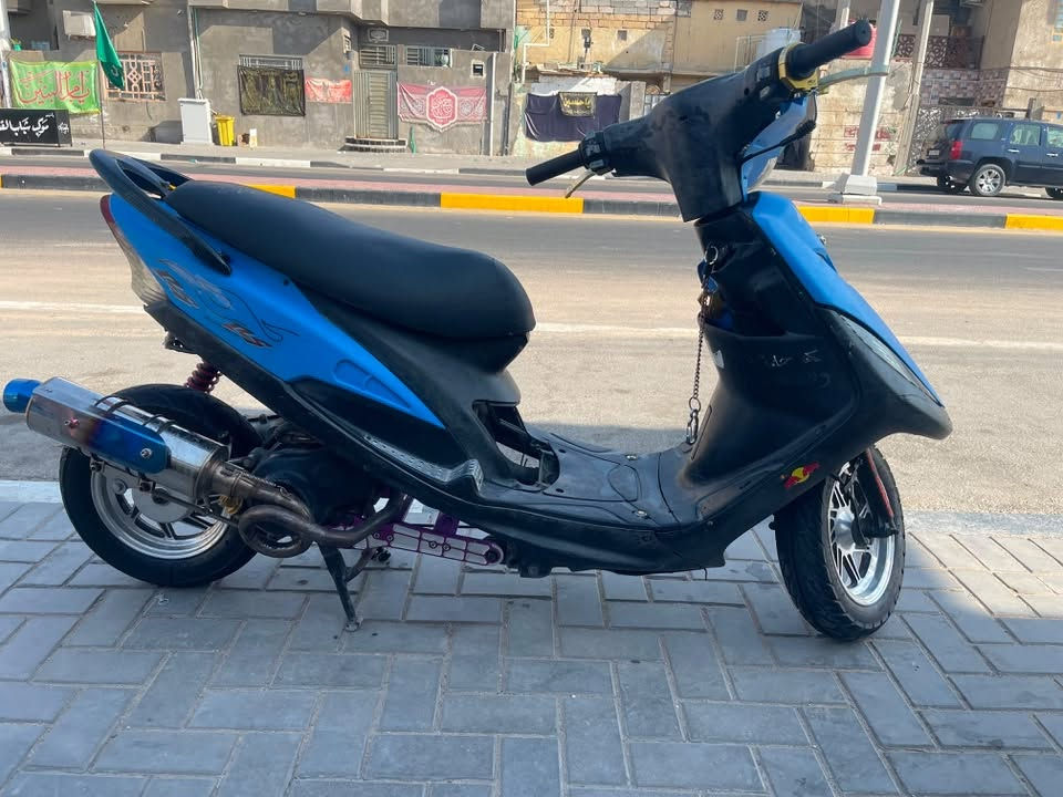 ماكس عدله مكينه بلاديه 49
كفرات 4 ولف وشيال راجع وبيها تزويدات خارجيه عينه شغاله گيج بانزين ولسرعه شغالات اشاير لد الاصليات لايت زنون گزوز حلزوني الاصلي مو تجاري سعرها 900 وبيها مجال قليل للشراي مكاني بصره حيانيه ***********
