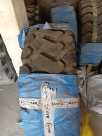 البيع تايرات الحجم 20 5 25  و 23 5 25  و. 17 5 25 الجديد ول مستعمل نضي...