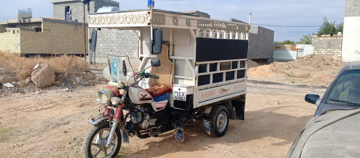 سلام عليكم ستوته لبيع 2023تحويل ثاني يم رقم نكليزي السعر 3 وبيها مجال ل شراي2023مابيها اي شي نقص ولي مو شراي لا يكسر السعر رحمه لولديكم ***********
