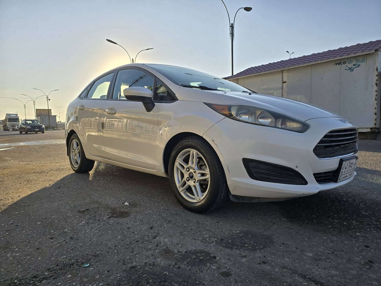 فورد فيستا موديل 18
حادث بسيط مقدمة البنيد تصليح بارد فقط بدون صبغ 
محرك ١٦٠٠ تدفئه تبريد حدادية جديدة دواخل جديدة 
نصبتها حلوة السيارة ماشية ٨٤ كم
السيارة جاهزة فقط بيها بداية تبخير خفيف 
رقم بغداد شرط التحويل
السعر ٨٣ وبيها مجال 
للتواصل ***********
