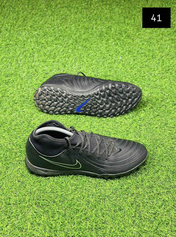 🟡احذيه باله تــارتــان 
🟡العنوان // كــوت /
🟡يوجد توصيل كافة محافظات 🔶
🟡للاستفسار مراسلة الصفحه او واتساب

***********
