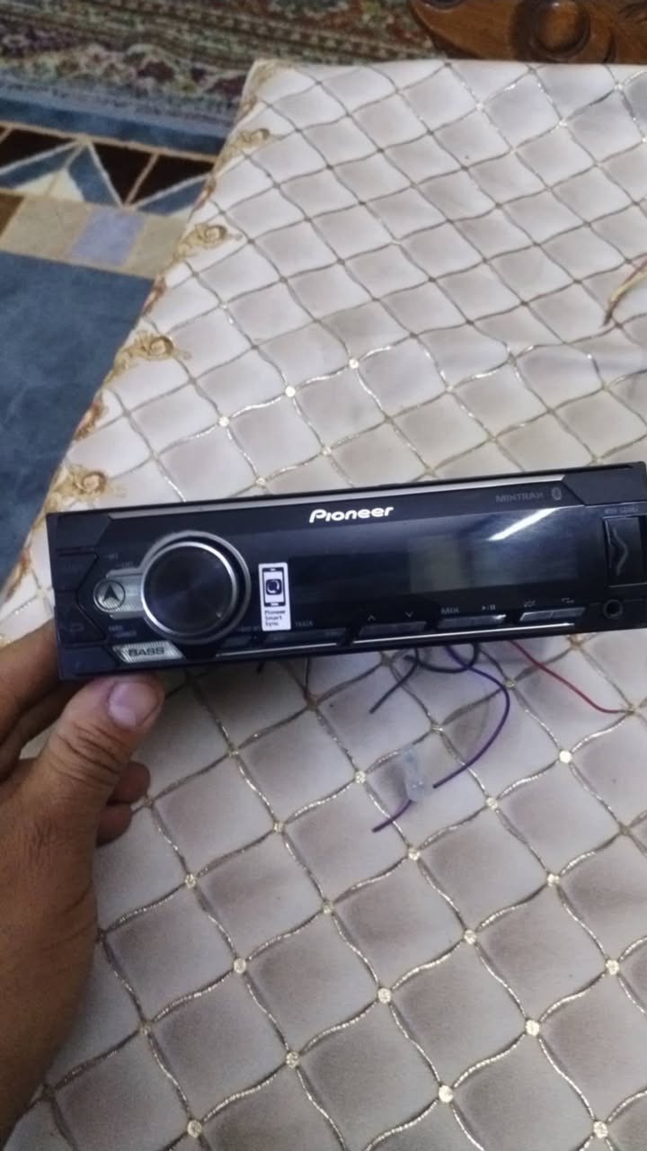 مسجل بايونير بلوتوث سريع لجهازين راديو فول واضح اواكس شحن سريع مخارج دمام السعر 80 الف مكاني بغداد الزعفرانية ***********
