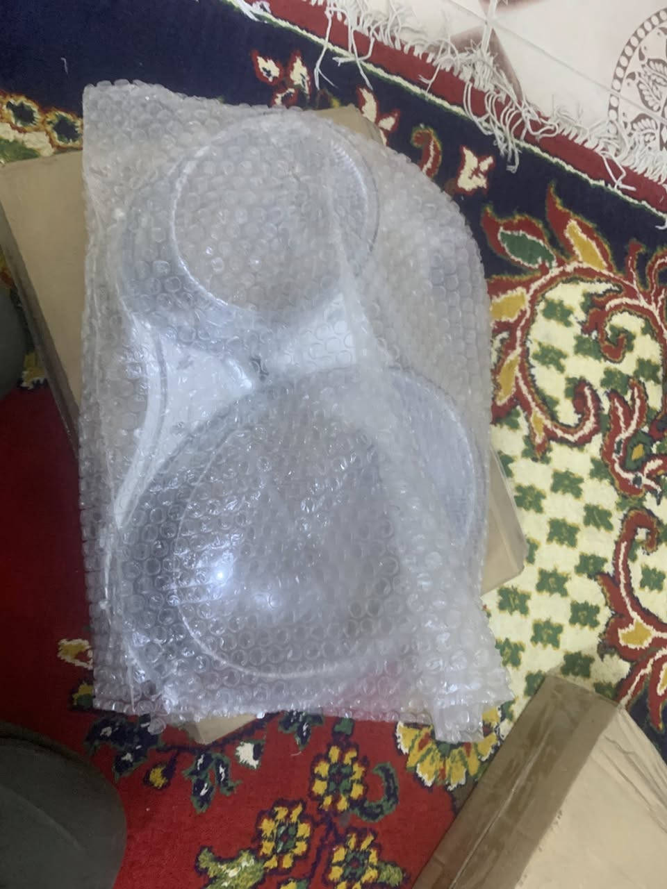 جام لايت مرسيدس ام عيونمن موديل 95-99  
للبيع السعر 60 وبيهن مجال بعدهن جدد بالكارتون
المكان ميسان العمارة
***********
