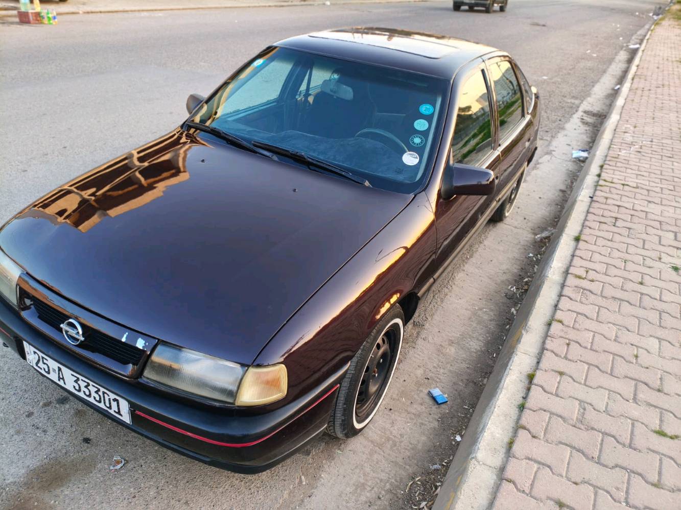 للبيع
مشروع وطني باسمي 
بطاقه بانزين 
سياره متعوب عليها حلوه 
لاصرف ولابخار 
مثل ماواضح بصوره 
سعر 42بي مجال لطيبين 
***********
***********واتساب
