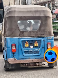 تكتك للبيع لون ازرك الكشر كفاله مضروب  شويه من يم لبكلايت ومعمرة  او ل...