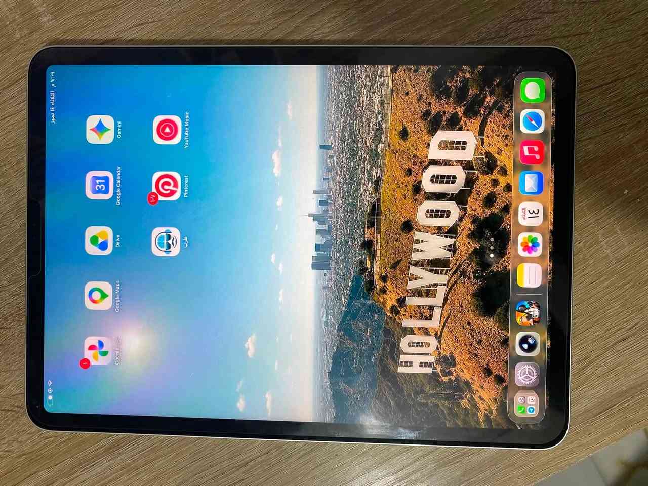 سلام وعليكم حبايب ايباد نضافه 100/100 

🔋 بطاريه 85 
 الذاكرة 256  الون سلفر اي شخط ما بي اي ضرر ما بي استخدام قليل لنو مفارغ جنت العب ببجي و تركت فه ايبادد نضيفف حيللل بدون متفحص بطاريه ممتازه و نضافه 100/100 الستفسار *********** سعر 550 و الي يفوتلي و يصير لوتي بياع شراي مانزل ربع لتتصل عليه اصلن و الي يريد ايباد العاب هلا بي و بي مجال حك الجيه ببجي 120 فريم اقوه العاب ينلعب بي  عنوان بغداد شعب او شارع حيفا
