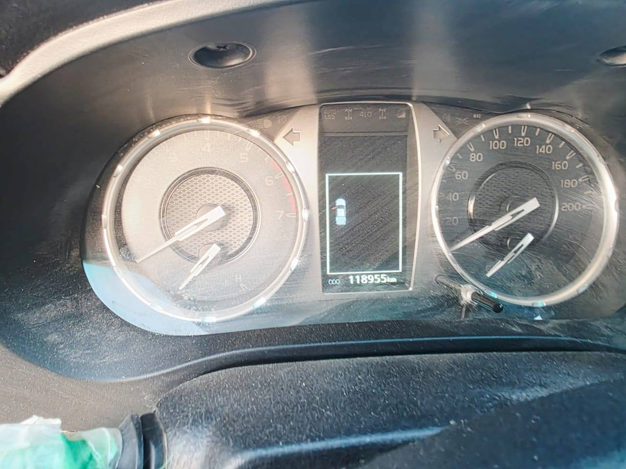 سلام عليكم سيره للبيع 2021 مكفوله كفاله عامه رقم بصره المكان ذي قار الاصلاح السعر 265 وبيه مجال للاتصال ***********
