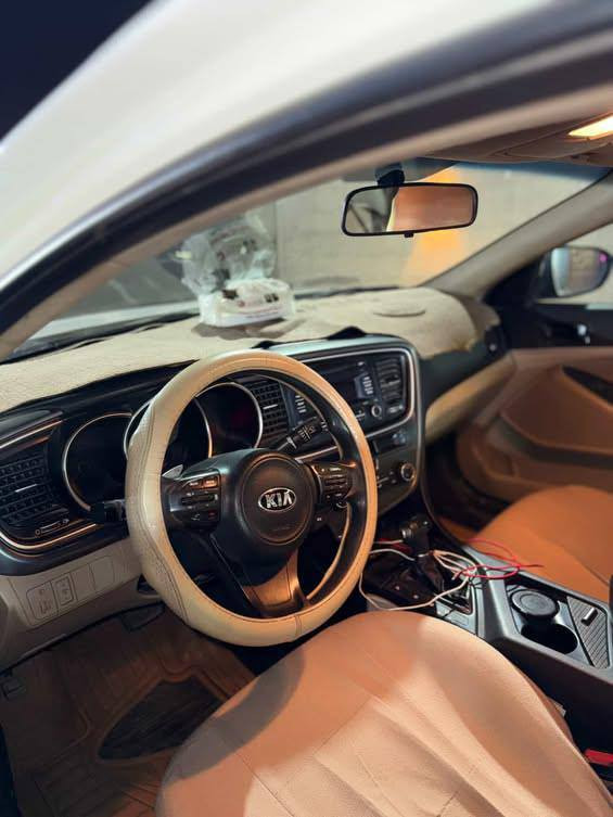 سلام عليكم 
اوبتما 2016 خليجيه مكفوله 
محرك 2000 دوش
رقم بغداد تحويل مباشر 
ماشيه 130
سياره جديده مكفولة 
بيه بارد ماشر عليه بصور الاخيره
تخم تاير جديد 
صدر جديد 
سعر 152
مكان الانبار الكرمه

***********
***********
