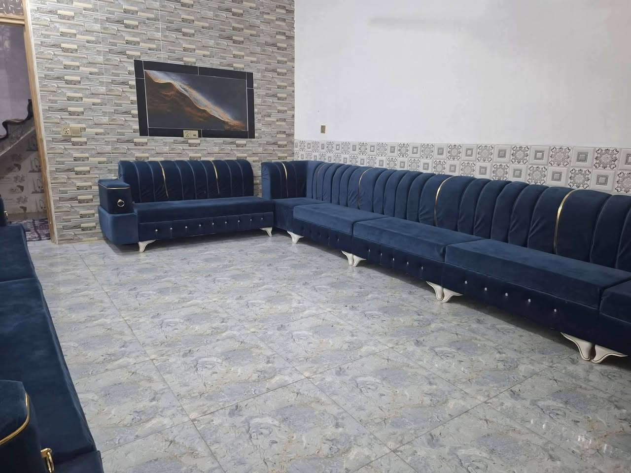 ياالله
السلام عليكم
يعلن مكتب الخبير للعقارات
وجود دار زراعي سند 25 للبيع مساحه 150م

الموقع //حي المعلمين خلف الجامع الأصفر
خلف السجه قطع داووود الطالبي

تبليط الباب البيت مكان كلش حلو وهادئ 

مكوناته //استقبال ومطبخ وصاله وغرفه نوم ومجمع صحيات داخليه وخارجيه وكراج سياره

السعرررر //65مليون وبي مجال بصيط
للاستفسار الاتصال ***********
