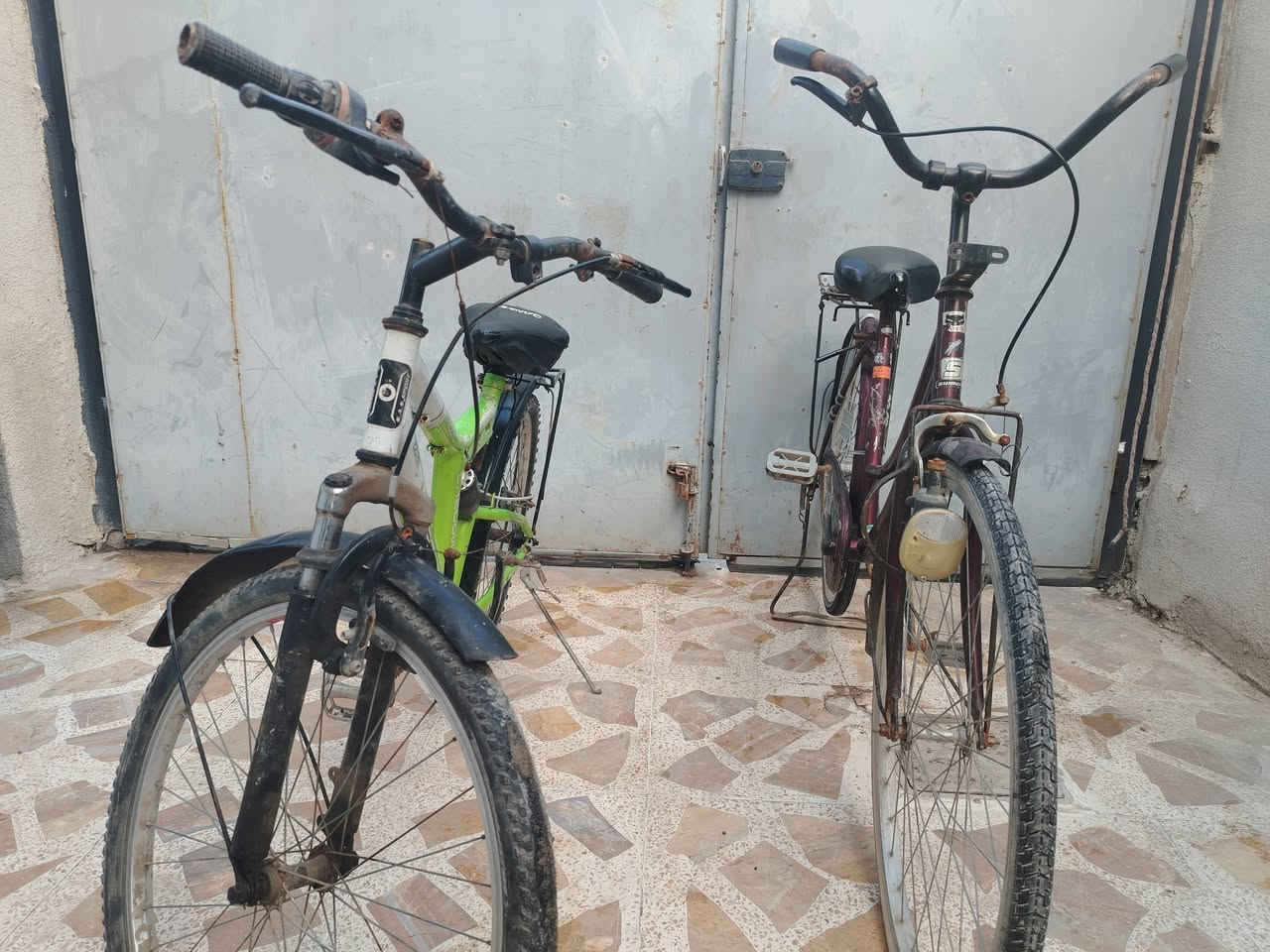 باسكلات للبيع الماروني💜55وبيه مجال وال اخضر 💚50وبيه مجال  موصل حي الانتصار ***********
