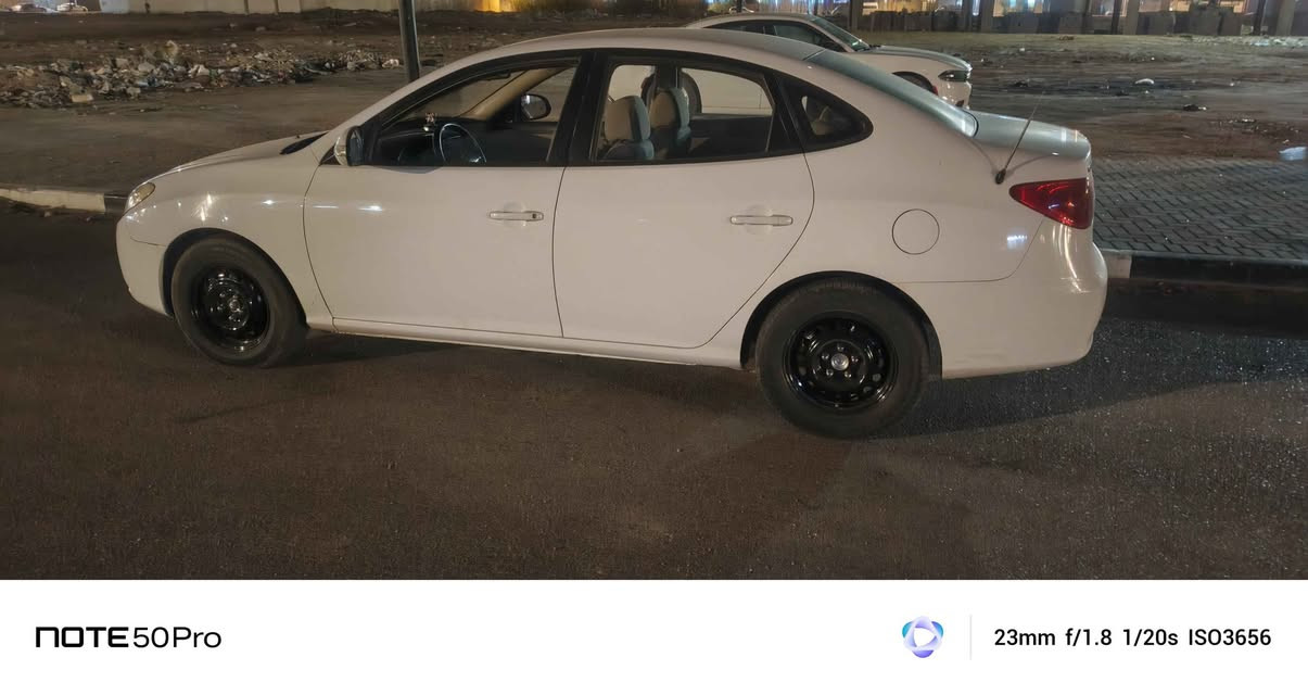 سلام عليكم النتره صابونه خليجيه كفاله عده شبر بارد جاملغ خلفي رقم بصره تحويل ثاني يوم هزه جديده سياره بسمي السعر ١٢٠ بيه مجال رقمي *********** محرك ٢٠٠٠ البصرة, العراق
