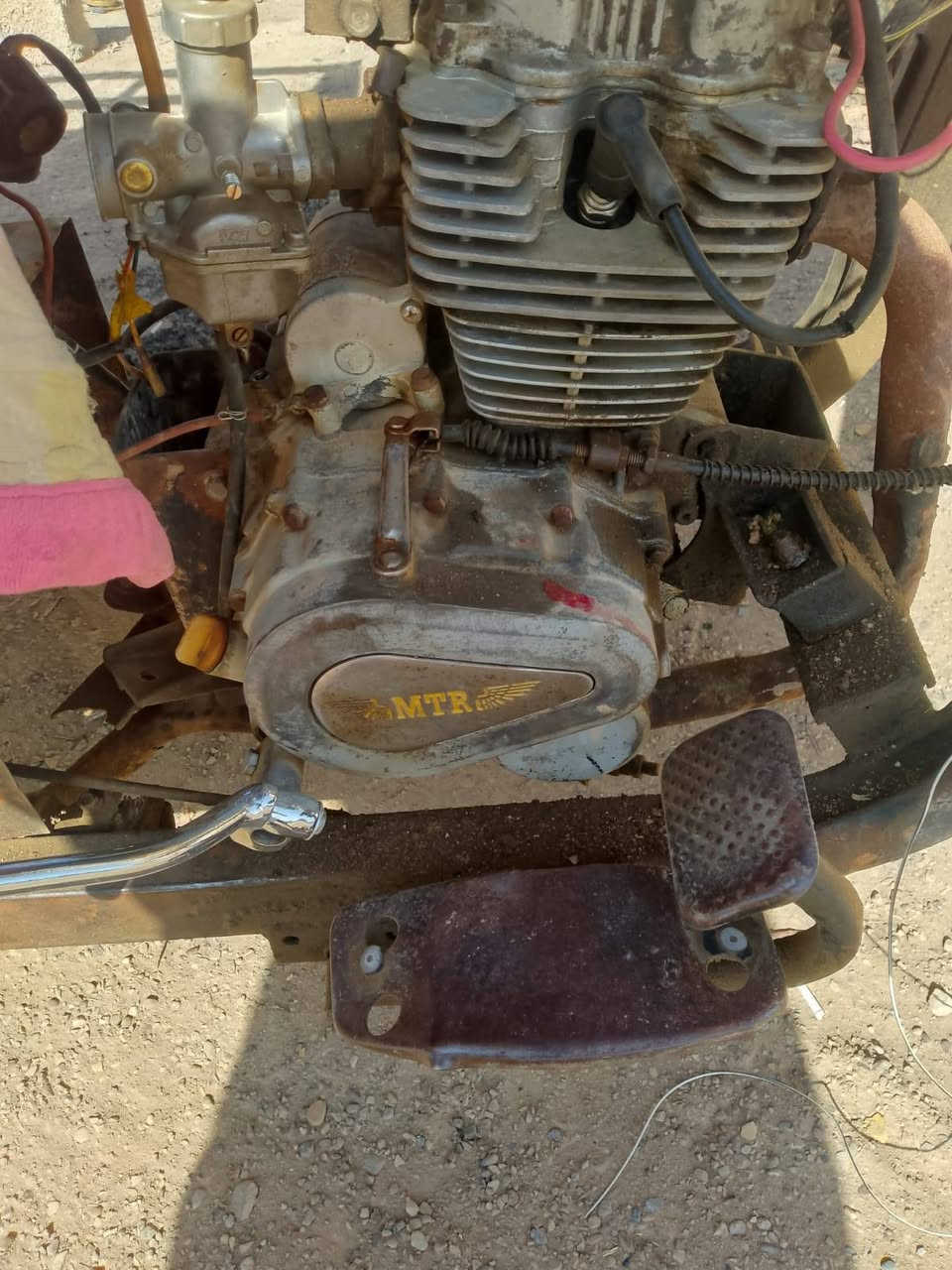 السلام عليكم ستوته للبيع موديل 2014 السعر 375 بيها مجال حك الجيه مكان الغالبيه موبايل *********** ومتواجد خاص
