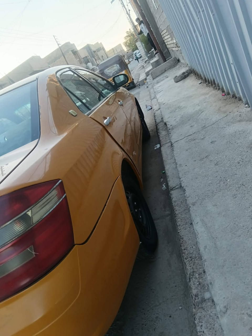 سلام عليكم سياره جيلي ام كي موديل 12السياره جاهزه مكينه ابلادي والكير مكفولات السياره مصبوغه عام جماليه السعر 35وبيها مجال مكاني بياع تقاطع درويش رقم الهاتف 0770 713 6699
