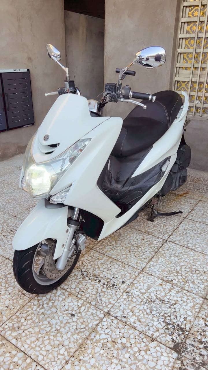 السلام عليكم 
ماجسته اس الدراجه بحاله الوكاله صار ٣اشهر من نزلت من الرمبه 
مكان الدراجه ً بغداد الكماليه شارع الاصفر 
سعره ١٥وبيه مجال حك الجيه.
0 771 242 3928
