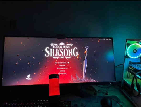 السلام عليكم
للبيع شاشة GIGABYTE M34WQ، حجمها 34 إنج Ultrawide(21:9)، دقتها 3440×1440 وفريماتها 144Hz. نوع البنل IPS ،الشاشة كلش نظيفة وما بيها أي عيب استعمال كلش قليل.
سبب البيع اريد اخذ oled 
العنوان:بغداد حي الجامعة 
تليفون:***********
السعر 600 الف
