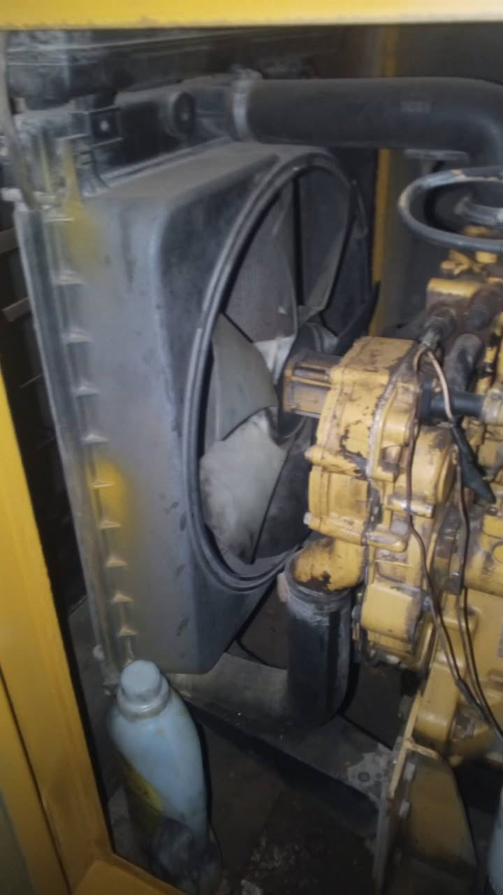 سلام عليكم مولد بيركنز نكليزي كاتم 60كيفي برودكشن إطفاء ذاتي سوبر مولد نضافة85/100  للبيع 37ورقة وبيهة مجال ***********
