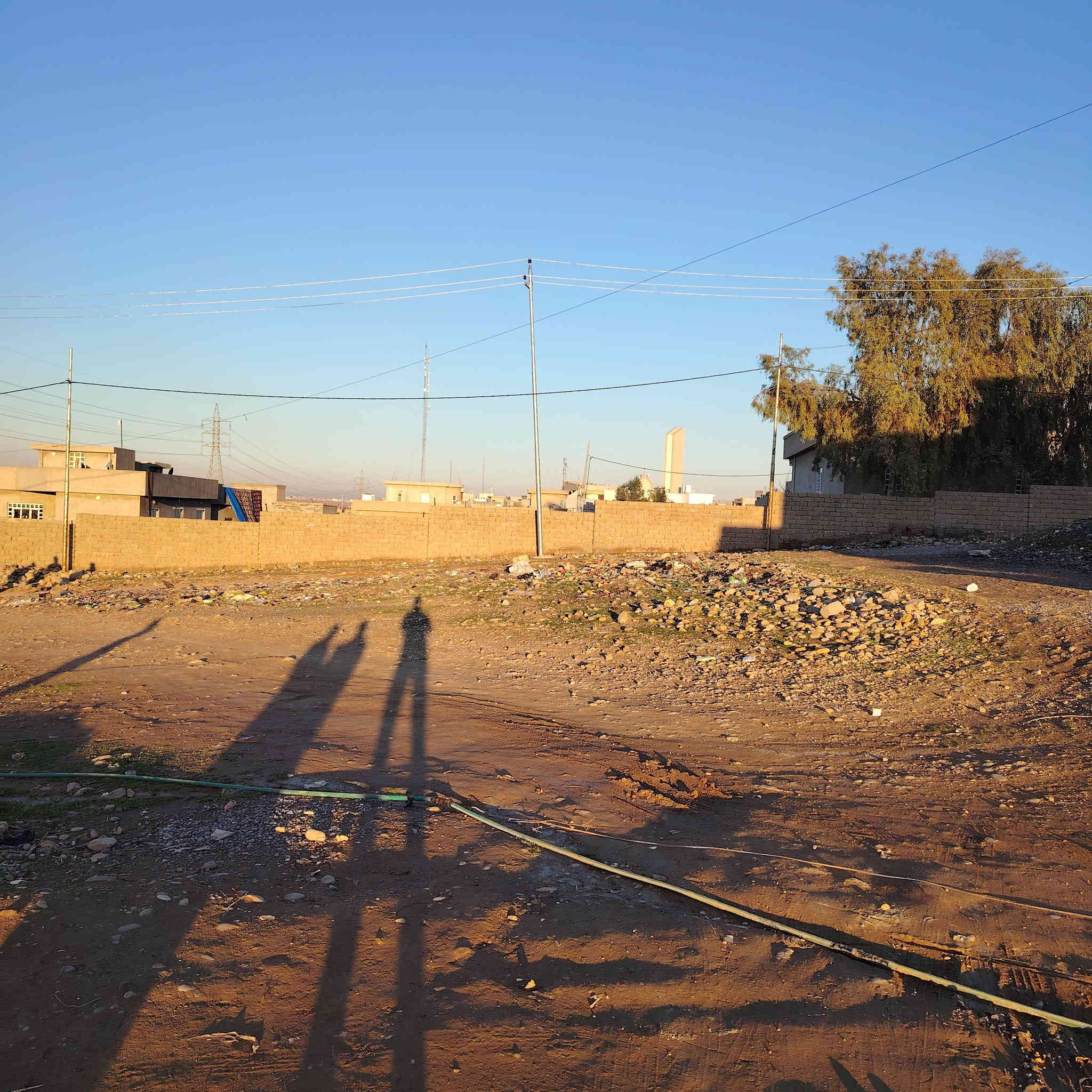 سلام عليكم قطعت
أرض للبيع بل قوسيات مدخل
اسواق ابو علي قرب جامع التوفيق

مساحه 120متر واجه 6عمق 20

خدمات ماي كهرب موجود قريبه ع شارع دهوك

موقع حلو أرض محدوله كامله
سعر الارض الارض 13 
***********
***********
