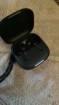 سماعات • إلكترونيات