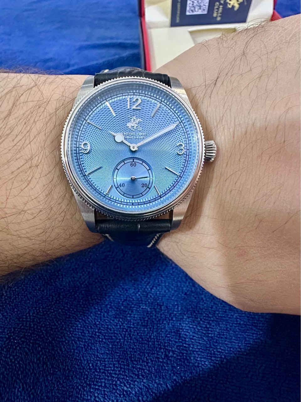 ﷽

السلام عليكم 

ساعة BEVERLY HALE POLO CLUB
من وكالة بـولـو 

نظافة جديدة جدآ 💯💯
جديدة غير مستخدمة بستيكرات الشركة 

ساعة كلش مرتبة وراقية 

قطر الساعة  40 

سعر  خاص وبخدمتكم 

اي استفسار التواصل خاص

يوجد توصيل لكافه محافظات العراق بغداد, العراق


**إذا كنت صاحب هذا الإعلان وتريد حذفه لأي سبب، رجاءا أرسل رسالة إلى الدعم الفني**