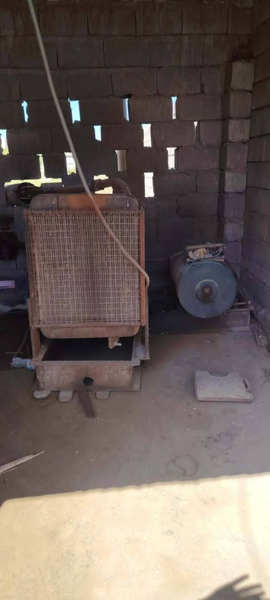 السلام عليكم يوجد مولد افيكو 6 سلندر شغال نكرة سلف مع راس توليد 62 مع لوحة تحكم تشغيل ذاتي  سعرو مناسب 16 ورقة كامل بدون صرف


**إذا كنت صاحب هذا الإعلان وتريد حذفه لأي سبب، رجاءا أرسل رسالة إلى الدعم الفني**