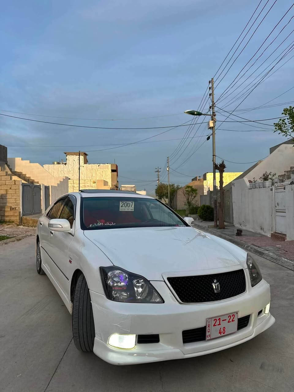 سەرەتا بەناوی خودا تویتاکراون ٢٠٠٥ گەورە بە گەورە ساخ کامل کراوە بە ٢٠٠٧ بی بۆیاخخ بۆیاخی ئەیرەو ئەوروپای نییە تەنها بۆنیتی گۆڕاوە بەشەریکە لەسور ساخی کامل مەسرەف کراوە ساردیو گەرمی بەستراوە بریکی بەسراوە  ٤تایەی لۆکی لەژیرایە 
٣ دوگمەی سلایدد ئاوینە ئیشارەتت 
کۆدی بۆکراوە بەناوی خۆمەوەیە  
شوین عەربەت 
***********
