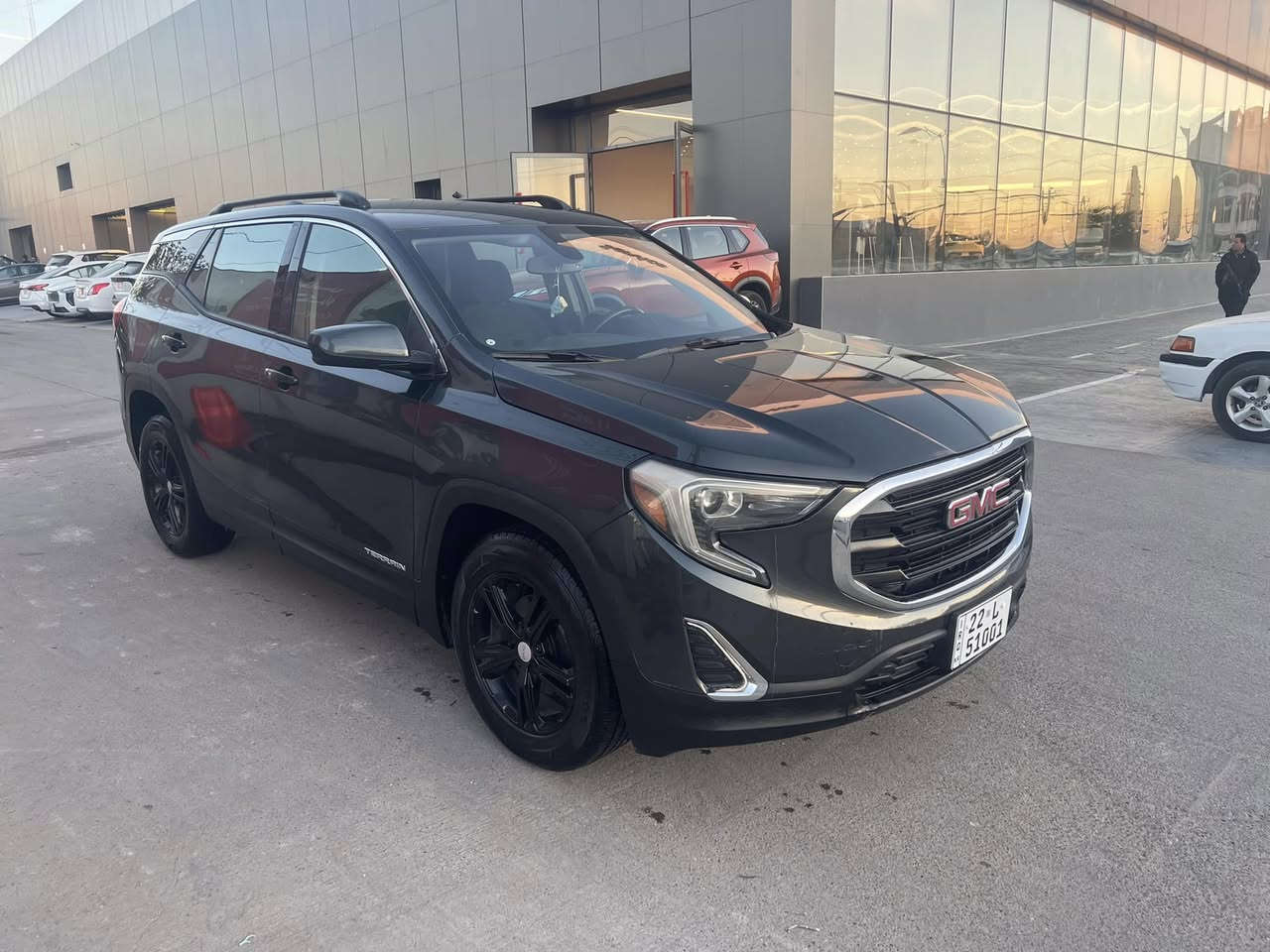 جمسي تيران بدون صبغ بدون دواخل بدون حادث كلين سياره ماشيه ١٣٢ الف كيلو مكان اربيل ***********
