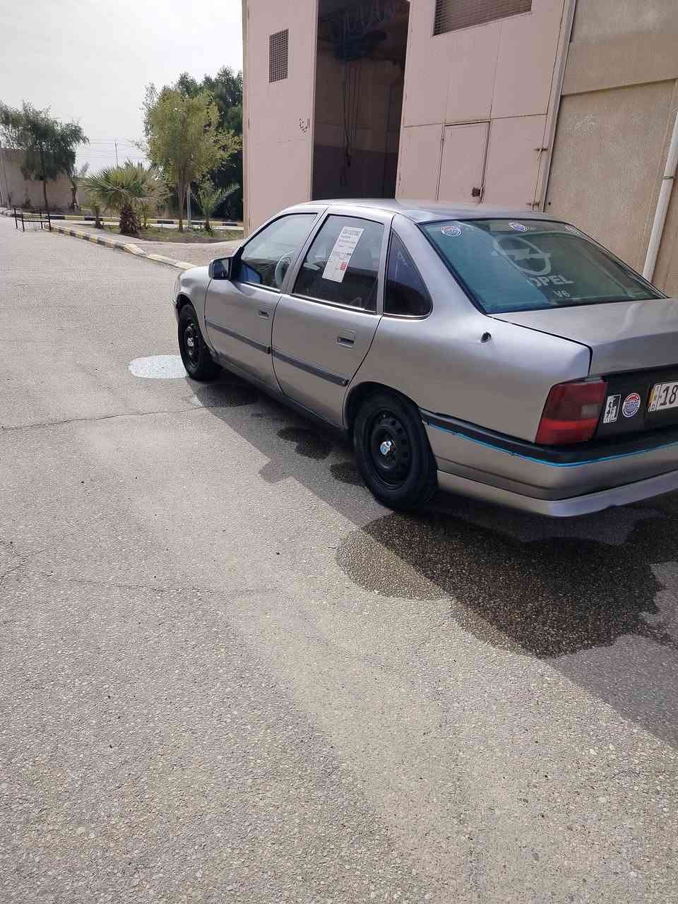 السلام عليكم البيع موديل 1989رقم بابل نكليزي بسمي السنويه الغاية 30 محرك حجم 20 كير عادي مكاني نجف سعر 30$$***********
