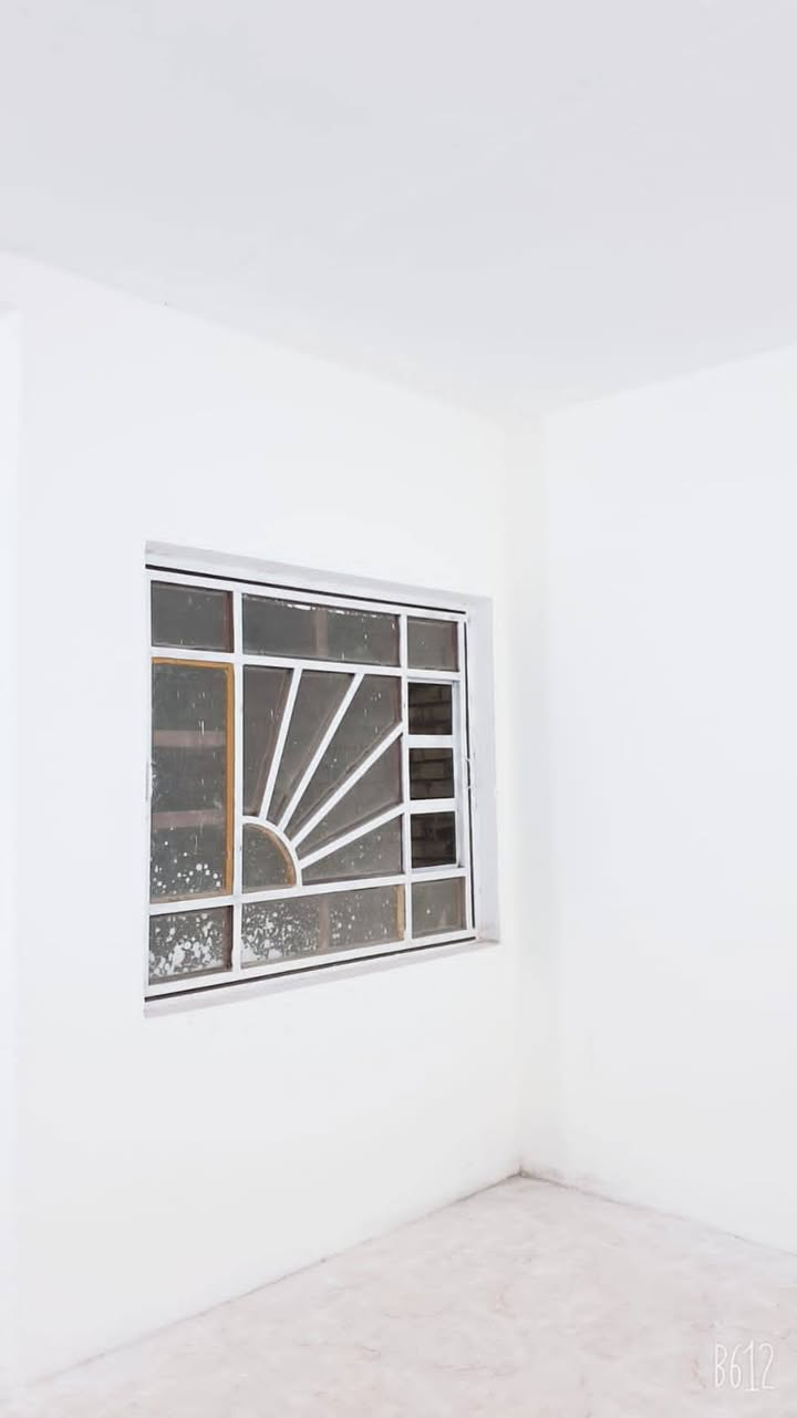 سلام عليكم بيت للبيع مطلوب تسديد للعقاري ابيعه تسديد للعلم انه ساد منه اكثر من سنتين مساحه ١١٠ متر موقعه بالشيشان بناء حديث طابقين الي حاب تفاصيل يتصل ***********
