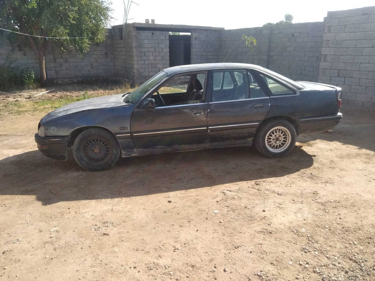 سلام عليكم اوبل سيناتور 1990 رقم انبار سنويه لل 27 عضم عاج محرك 3000 جديد كير اوتو جديد سياره بلاديه بدون صبغ و معجون مكفوله من دواخل شواصي و  لغود و بجم كله جديد سياره مال تعيمر يرادله صبغ و ترتيبات 
السعر 12قفل 🔒🔒 كلشي موضحه ب المنشور 
مكان الرمادي 
***********
***********
