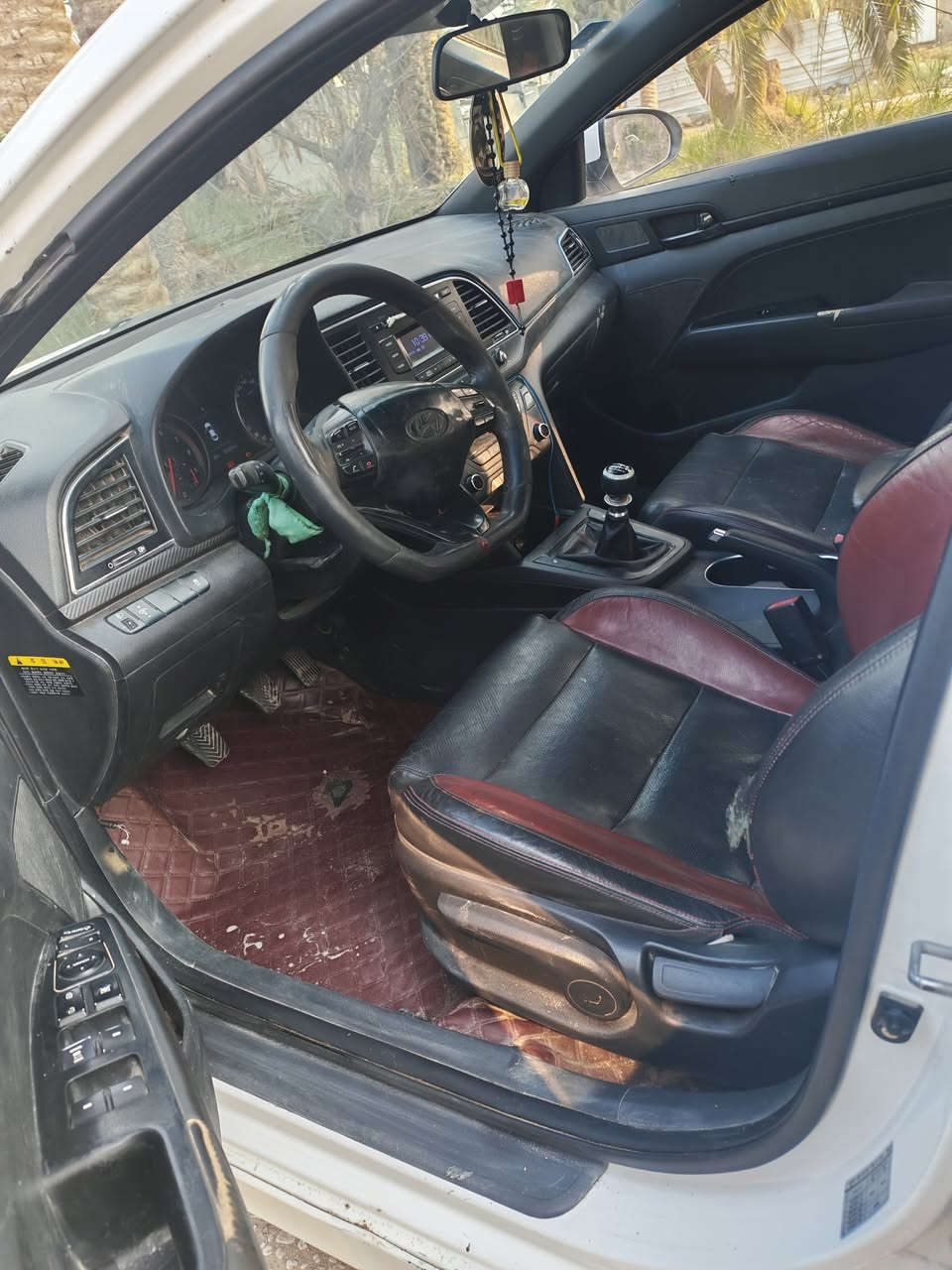 سلام عليكم النترا موديل 2017وارد أمريكي فتحه بل قماره مري شفط تحكم ستيرن محرك 1400تيربو قتصادي كير عادي 6نمر  السعر 95وبيه مجال مكان نجف الستفسار أكثر ***********
