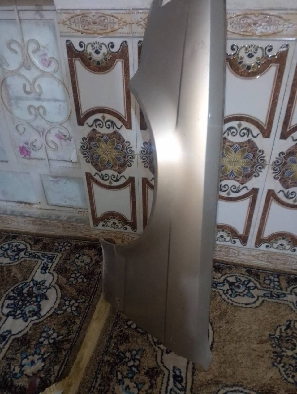 سلام عليكم كور 40 لبيع + جاملق الجهه اليمنى حاويه***********
