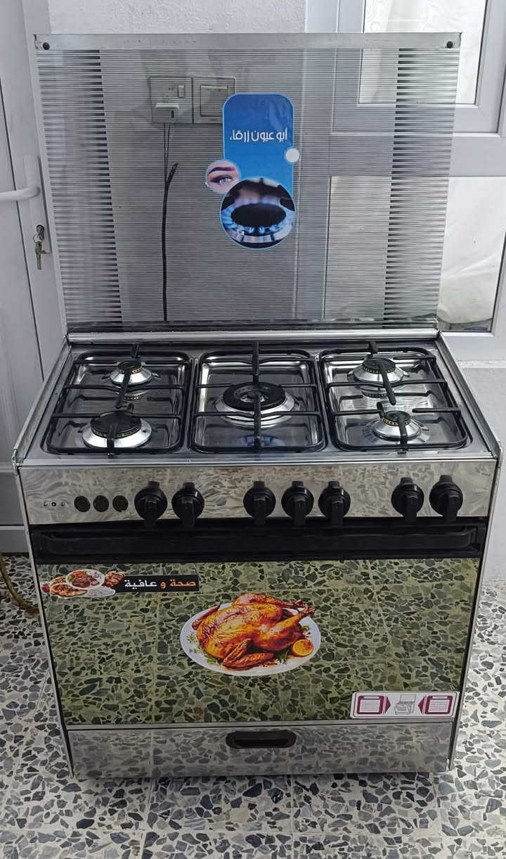 🔥 عرض مميز – طباخ تكنو كاز المصري الاصلي 5 عيون 🔥
✅ حجم 60*80
✅ 5 شعلات قوية
✅ فرن شغال خطين 
شغال كهربائيات ما عدا المقادح 
ستل ستيل 
💰 السعر: 225 قابل للنقاش
📍 العنوان: موصل – وادي حجر
🔹 للبيع أو المعارضة حسب الاتفاق والقناعة 🔹
✨ فرصة ما تتعوض ✨


**إذا كنت صاحب هذا الإعلان وتريد حذفه لأي سبب، رجاءا أرسل رسالة إلى الدعم الفني**