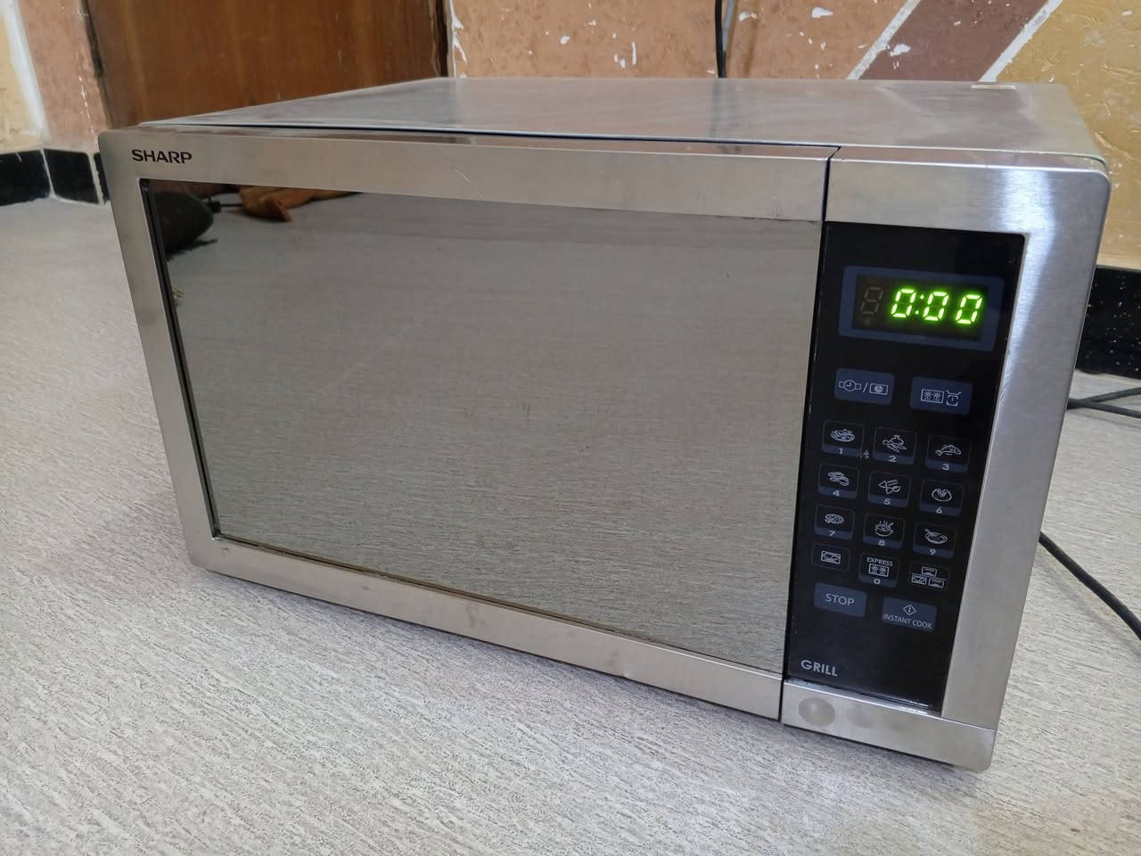 مايكرويف نوعيه شارب نظيف شرط الشغل حراره عاليه مابي اي مشكله وضمان حجم 28 لتر السعر 60 الف العنوان البصرة المطيحه فرع مناوي لجم


**إذا كنت صاحب هذا الإعلان وتريد حذفه لأي سبب، رجاءا أرسل رسالة إلى الدعم الفني**