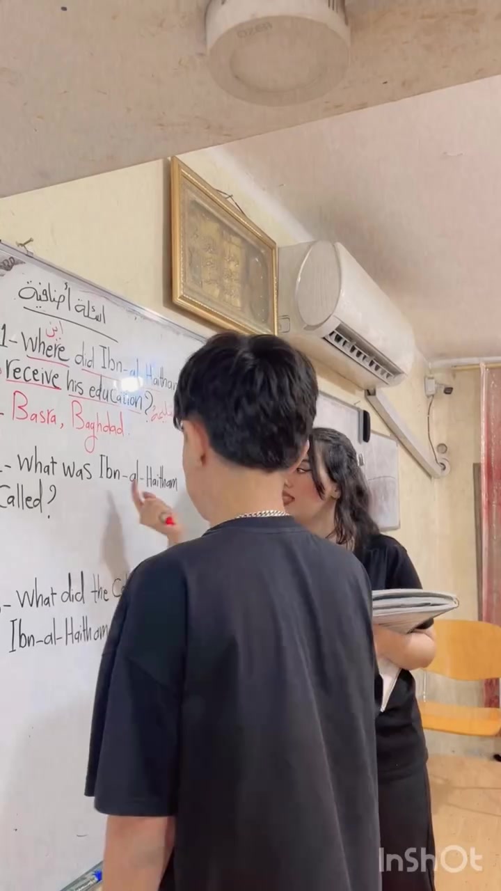 الحمدلله عام دراسي كامل اخذت بي كل الصفوف المتوسطة والإعدادية والله وفقهم وياية بالإعفاء العام 
اتفرغت لطلاب الوزاري الثالث المتوسط واليوم نجاحي عبر مرحلة انو أرشح على مستوى منطقة محددة اليوم نجحت بترشيح ٩٠ بالمية من أسئلة اللغة الإنكليزية ( للصف الثالث المتوسط ) على مستوى العراق كله وكل تعبي ومخططاتي وسهري وحرصي ومكالماتي بشكل يومي مع أولياء الأمور وحرصي على اولادهم وصلهم اليوم مرحلة 
ماكو رهبة من الامتحان الوزاري كلشي وعدتهم بي تحقق 
وكأنه اني اللي وضعت الاسئلة الوزارية واللي اختارني من البداية ربح اليوم بكل فلس دفعة الي 
بالتوفيق لطلابي دفعة 2026 

دفعة 2027 ( الوزاري )  الجاي أقوى مني خليكم مستعدين 🔥
للدورات الصيفية مالتي اللي رح تبلش 6/1 

وياكم : مُدرسة مادة اللغة الإنكليزية ( الست هدير جلال ) 
للتسجيل والحجز على الرقم التالي : ***********
الموقع : منطقة الوزيرية
