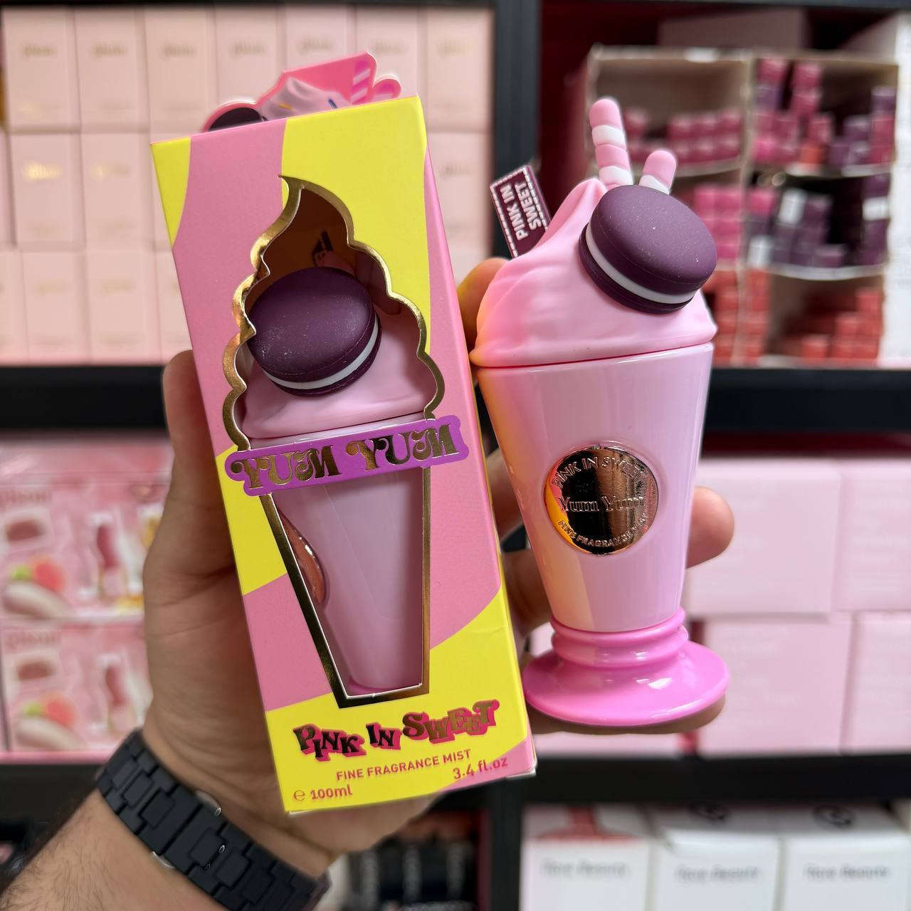 🌟وصلنا  ""سبلاش الترند يمنا ""🤝🫶
🌟واخير توفر القوي🔪
🌟فاكهي سويت وبودري 🤤🩷💕🍦
🌟الحجم الصغير حجم 100مل 👉
🌟سبلاش يم يم من ارماف 🤤😍💕 Yum Yum
🌟كيوت ومغري بنوتات التوت الكرز والفانيلا 
🌟بوتيك زهرة  الخليج 🩷🩵
🌟موصل حي البلديات مقابل جامع الصائغ🗺️🌐
🌟مجمع راما طابق الارضي🌹
🌟يتوفر خدمات داخل الموصل الأيسر الأيمن🚗
🌟 للحجز واتساب ***********📞
🌟 للاستفسار الاتصال ***********☎️📱
