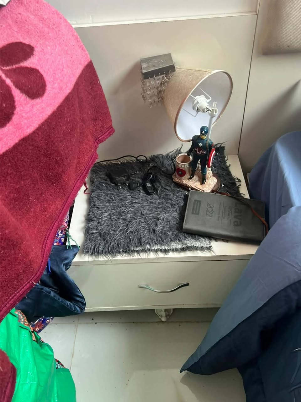 غرفة نوم للبيع السعر 250 مستعمل شي قليل الشراي يراسل خاص


**إذا كنت صاحب هذا الإعلان وتريد حذفه لأي سبب، رجاءا أرسل رسالة إلى الدعم الفني**