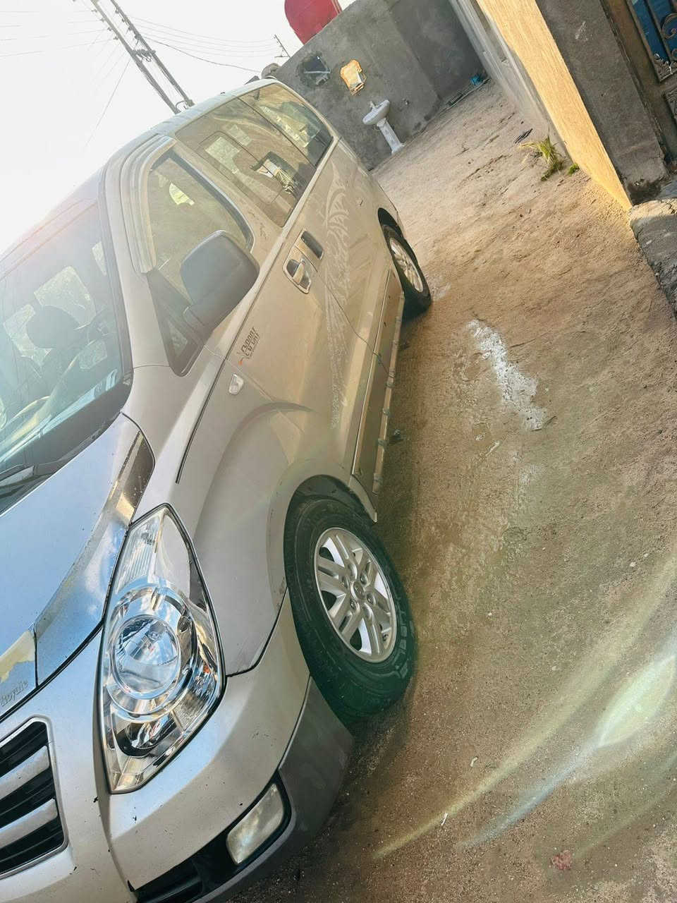 سلام عليكم ستاركس البيع 2008مكينه 12 قبل10 يام  شاده تخم تاير حداده تبريد 
سياره جهزه سعر 125بيه مجال بصيط ستفسار ***********
