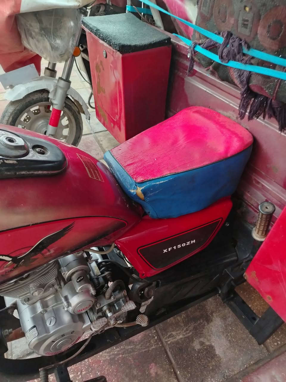 السلام عليكم.ستوته موديل 2018محرك 23صفر ركبه شرط كلجات جديد دبلات كهربائيات نشرات +امبيثري.تخم 3تايرات جوبلس جديد عيب مابيه ستوته ناعمه طسته صوت مابي خرسه. خير من الله ماناقصه برغي. سعر مليون #لشراي بي مجال بسيط #***********
