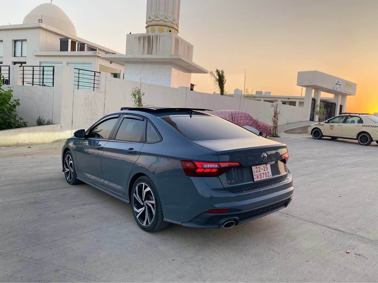 VOLKSWAGEN JETTA, GLI AUTOBAHN.2024. 
فقط.بولند صبغ.بدون داواخل.راديتر. لايت بيلادي 
 رقم.واتساب.*********** اكر, نينوى
