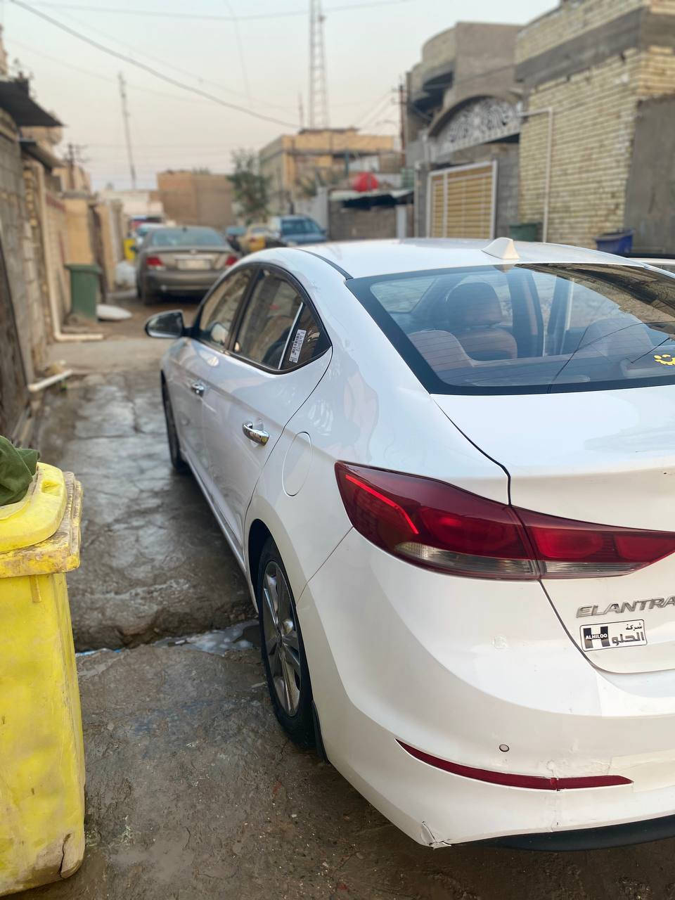 النترا للبيع موديل 2017 خليجي السيارة فول بصمة و تشغيل عن بعد مرايات شفط إشارة بلمرآة نضام ترحيب والباقي معروف 
كير ومكينة مكفولة والسونار موجود 
السعر 147 وبيهة مجال قليل 
مكاني ابي غريب الزيتون 
رقم الهاتف *********** كورك 
اسيا ***********
