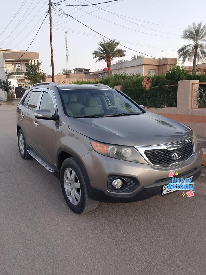 سلام عليكم 
سورنتو ٢٠١١ امريكي 
(مكينه ٢٤٠٠ دوش )
سياره خير من الله كير ومكينه شرط 
صدر نظيف  كهربائات شغالة  
تبريد تدفئه  كاملات 
بيها ٣ قطع تبديل شرط بلادي 
سونار مرفق مع الصور 
مكاني ديالى قرية منصوريه الجبل 

سعر 130 $

***********
