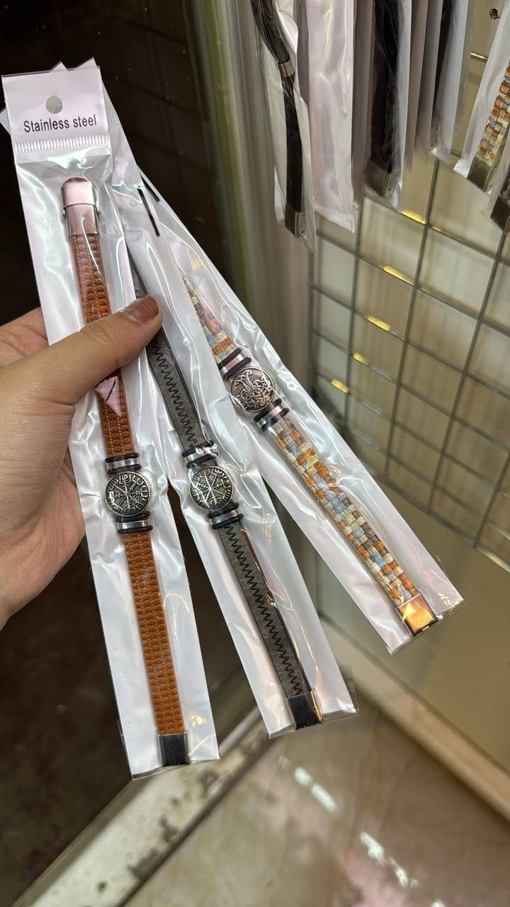 كلشي جديد وفرنالكم اكسسوارات زمردة بسمايه داخل المجمع الترفيهي قرب باب الدخول للجم النسائي ❣️ ❣️ توصيل داخل بسمايا 💯 اسعار خياليه 💯


**إذا كنت صاحب هذا الإعلان وتريد حذفه لأي سبب، رجاءا أرسل رسالة إلى الدعم الفني**