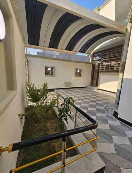 #اسعد_الله_اوقاتكم_بكل_خير 🟥 
دار سكن البيع 
#المساحه150متر  👍
#جنس_العقار  :: طابو زراعي عراقي وكله اونسخه من الطابو 🟥 
بيت ما شاء الله تحفه 

#العنوان البيت 
البصرة أبو الخصيب شارع ابو كوصره 

البيت يحتوي على  غرفتين نوم 
صاله
مطبخ
ديوان 
صيحات داخلي وخارجي 🟥 
كراج مرتب 
#سعر البيت  78مليون وبي  مجال 💸 
#للاستفسار الاتصال على الهاتف 📳📞***********
📳 البصرة
