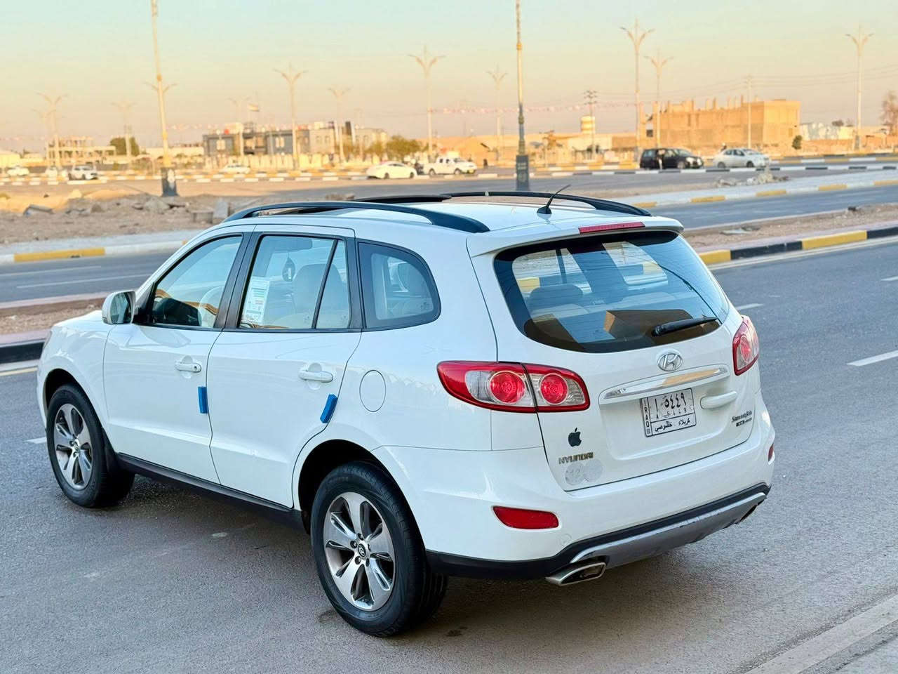 سلام عليكم ورحمة للبيع سنتافي مديل 2012 وارد خليجي بيه صبغ 3 قطع والباقي مكفوله كفاله عامه مكينه 6سلندر وكير مكفولات حداديه تخم تاير تبريد ثلج فول موصفات فتحه تحكم ستيرن شاشه كامره حساسات شاير مري مثبت سرعه داخل بيجي ويل كب كروم تبريد 3قطع سبعه راكب وبيه بعد موصفات سنويه الغايه 2029 مشروع وطني سياره جديده وجاهزه من كلشي السعر 138 وقابل التفاوض الستفسار نتصل ***********مكان سياره كربلاء مكلف بلنشر
