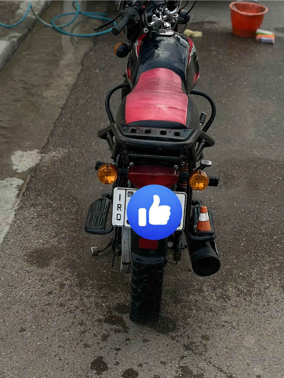 دراجة بوكسر للبيع كلشي بيها شغال ما بيها نقص سنويه باسمي ثاني يوم احول سعرها ١٦٥٠
وبيها مجال للشراي للتواصل هنا موجود 
وهذا رقمي هم ***********
