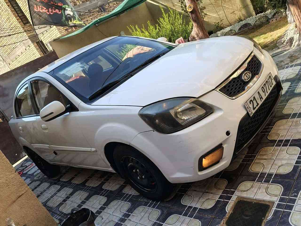 للبيع ريو موديل 2011 خليجي رقم اربيل السعر 76 مجال بسيط مكينه 1600 دوش بيها قطعتين جاملغ وبنيد بي بارد هزه وسنويه جديد لل 28 شرط تحويل أو وكاله مكان سياره الحله للأستفسار رقم صاحب السياره ***********
