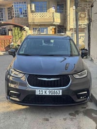 🚗 للبيع – كرايسلر باسيفيكا 2023 هايبرد Touring L  مواصفات خاصة 🎨 رصاصي...