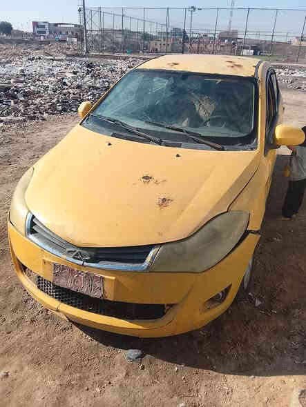 سياره للبيع السعر واحد وبي مجال مكان البصره سوق الكبير ***********
