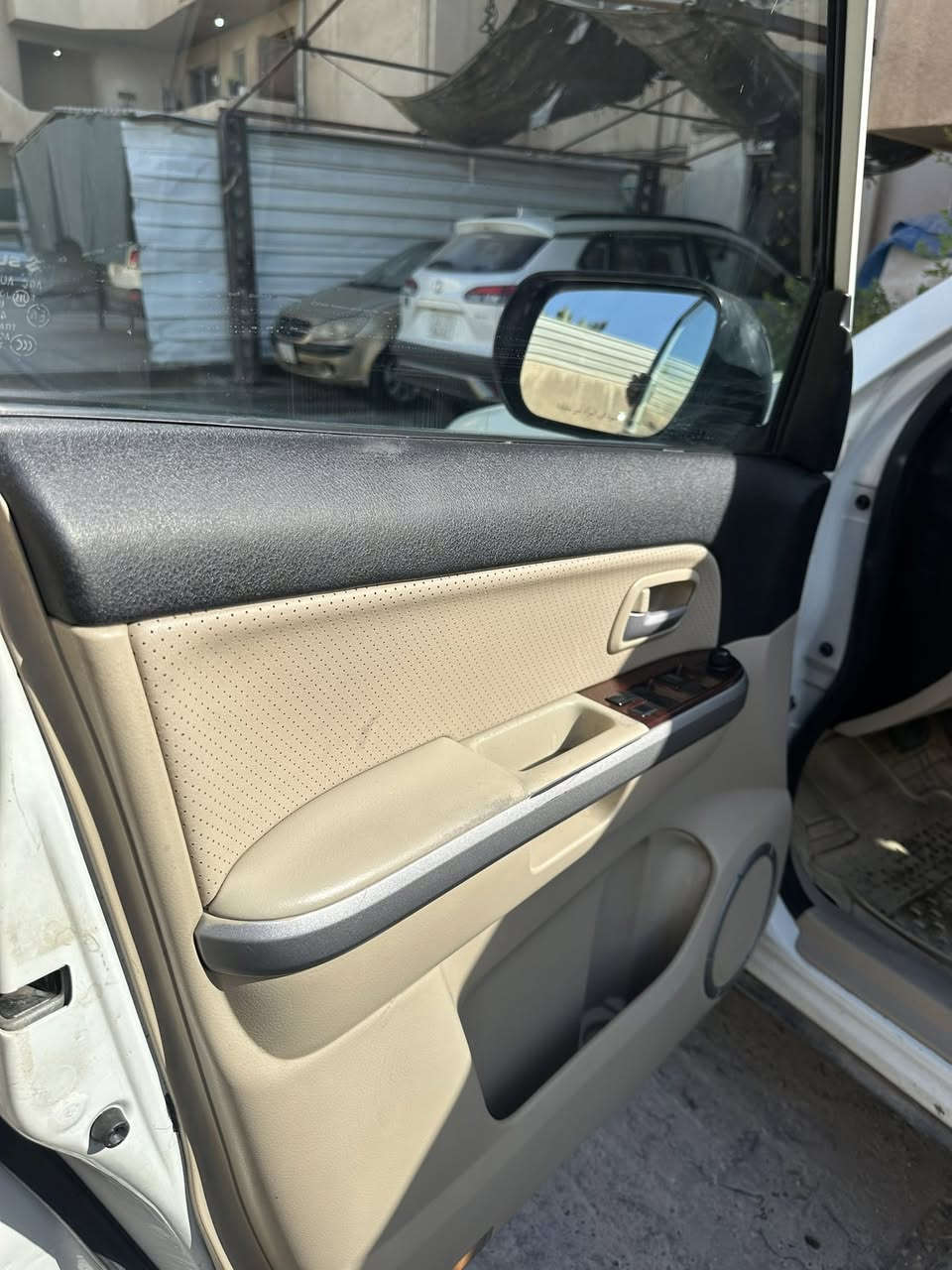 ساسوكي فيتاره 2016 فول مواصفات
مصبوغة كله ماعدا القماره بدون ضربه

رقم كربلاء الجديد 

محرك كير تبريد مكفول 

السعر95  قفل بدون عمله

***********

كاظميه
